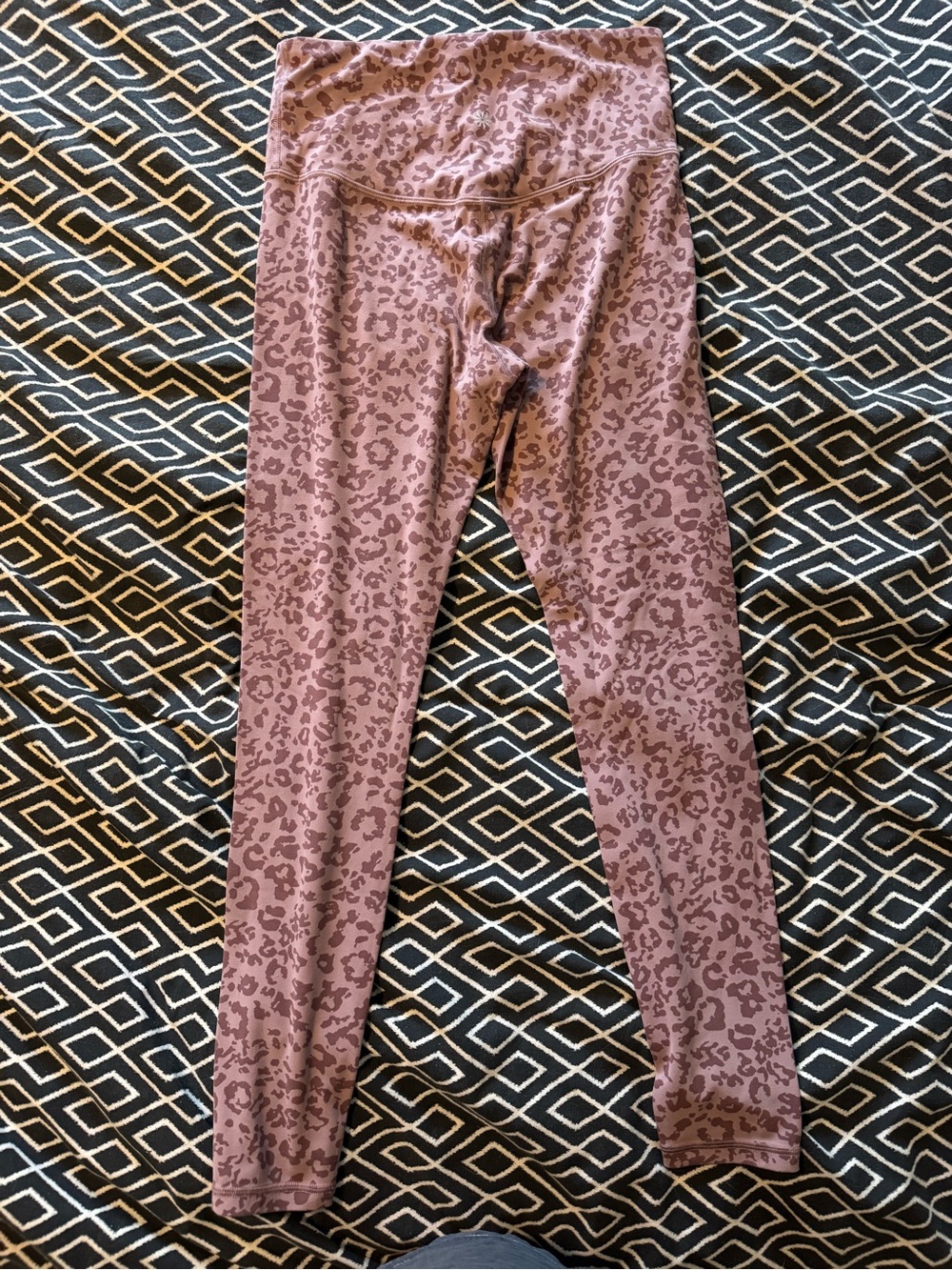Athleta Mauve Pink Leopard Print Sports Bra and Legging Set - Picture 5 of 8